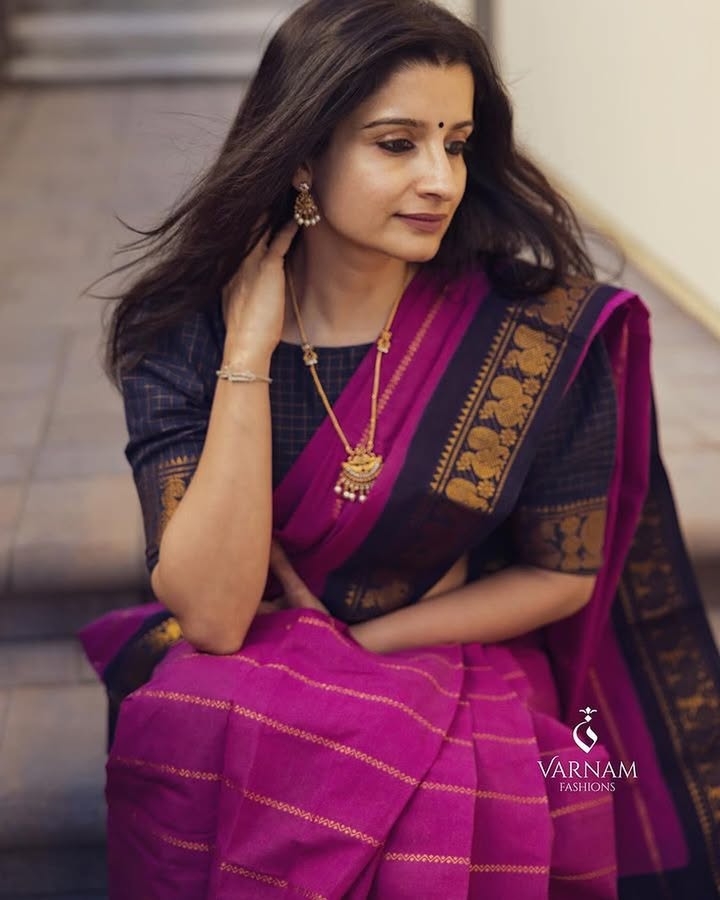 Pink With Blue Velthari Sungudi Cotton Saree