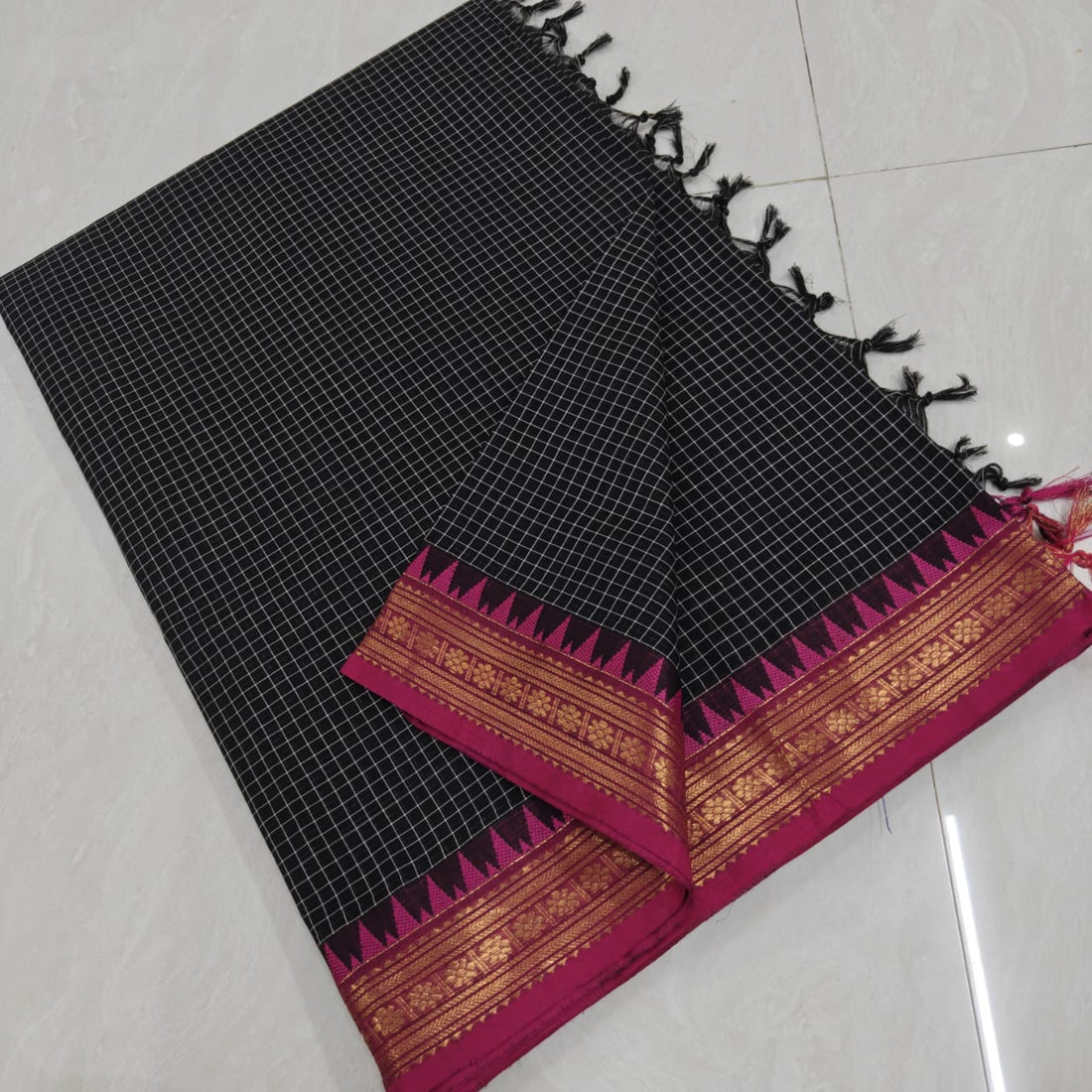 Black With Pink Korvai Kanchi Cotton Saree