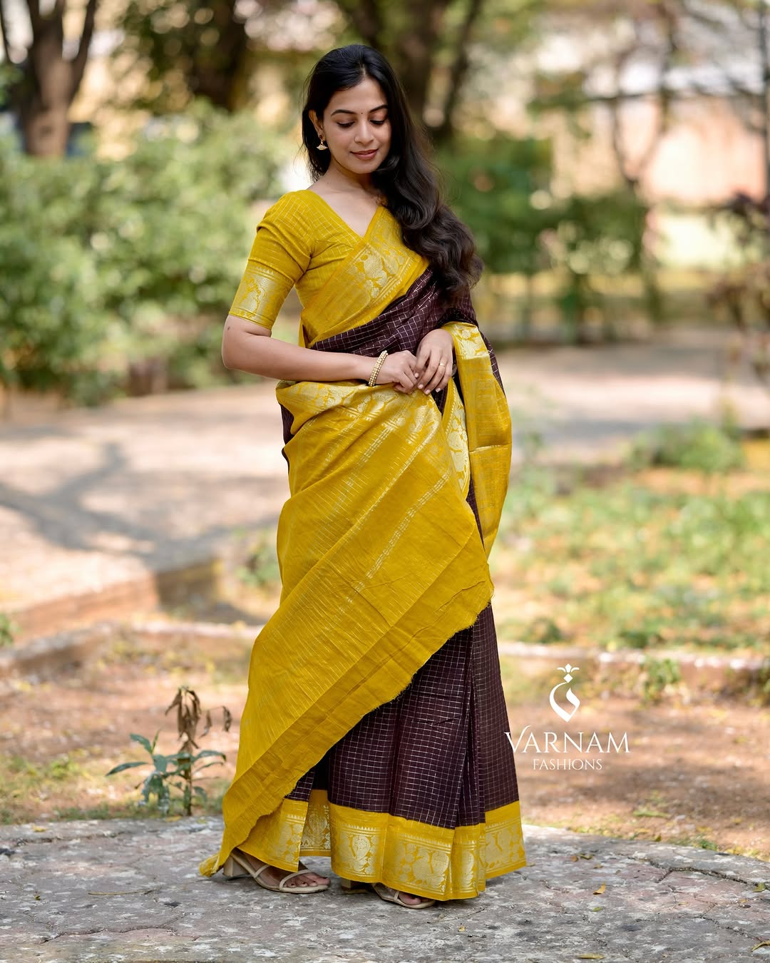 Brown With Mustard Silver Zari Kattam Sungudi Cotton Saree