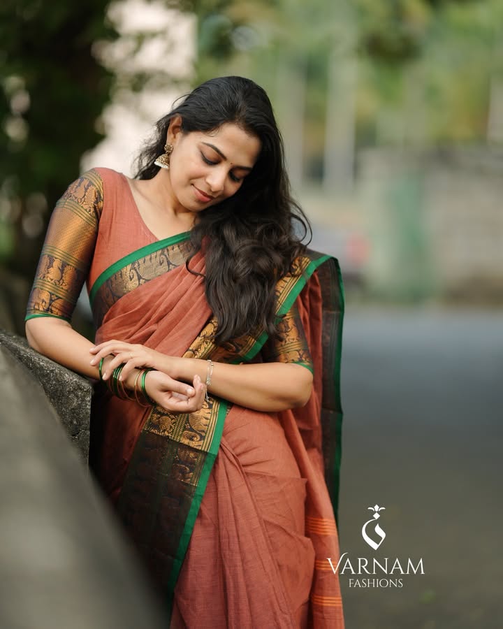 Brick Red With Green Border Kanchi Cotton Saree