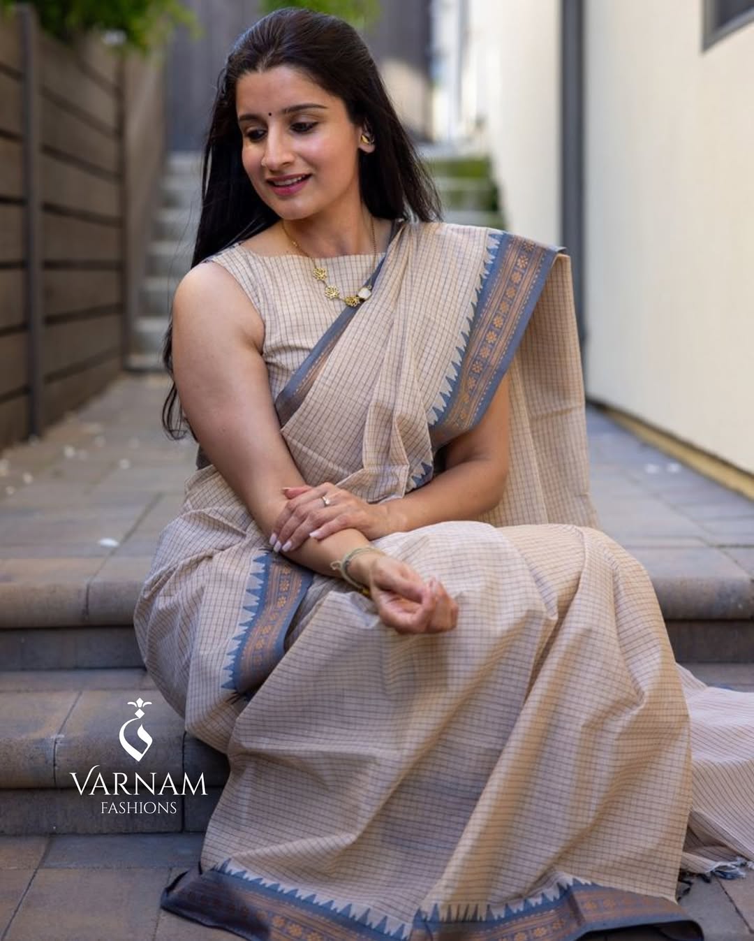 Halfwhite With Grey Kattam Kanchi Cotton Saree