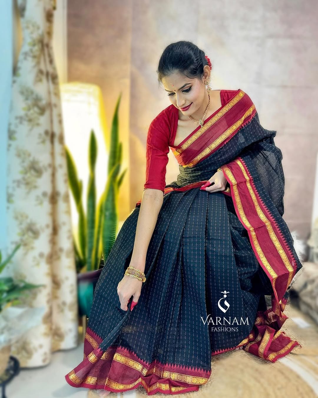 Black With Red Kanchi Cotton Saree