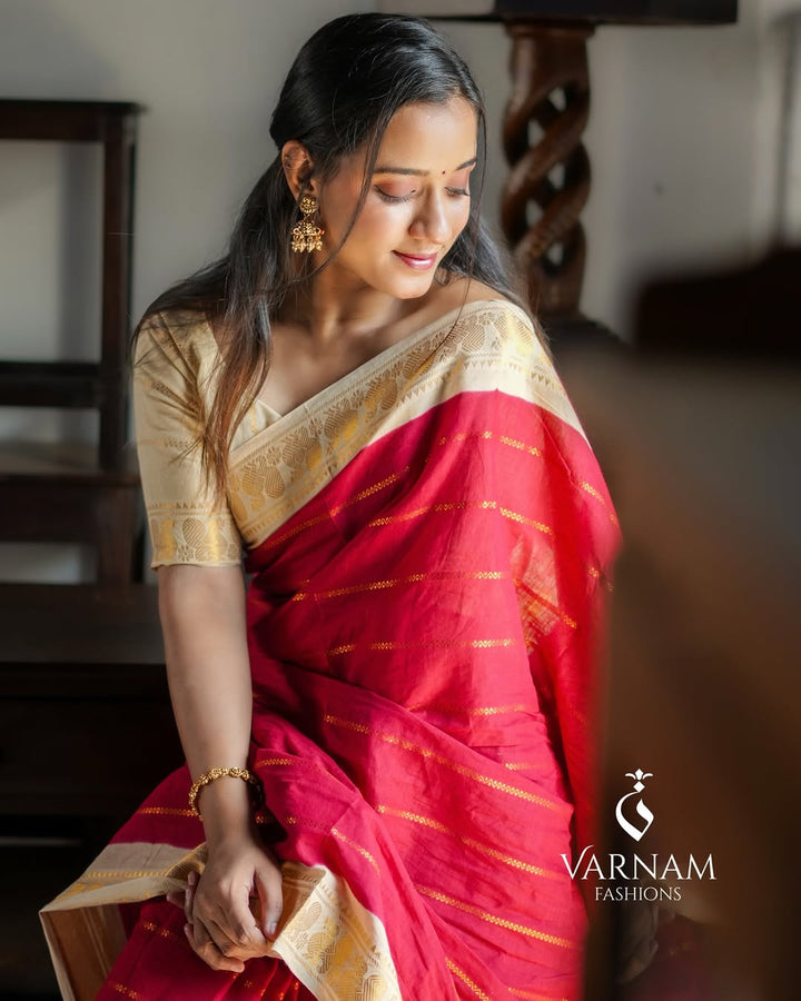 Red With Cream Velthari Sungudi Cotton Saree