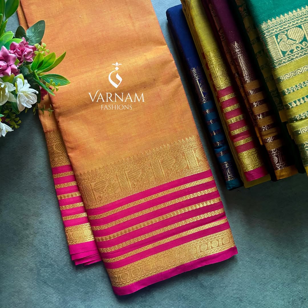 Plain Kanchi Cotton Sarees With Contrast Border