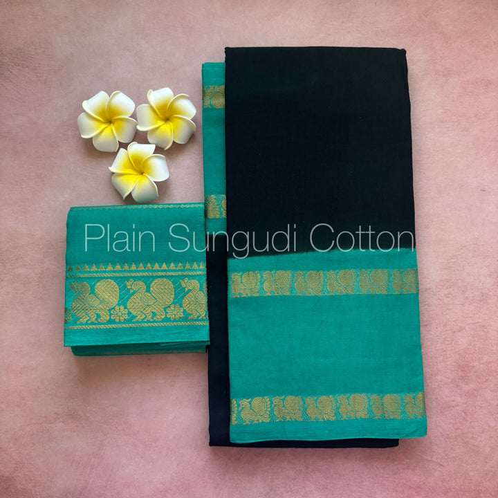 Plain Sungudi Cotton Sarees With Rettapetta Peacock Border