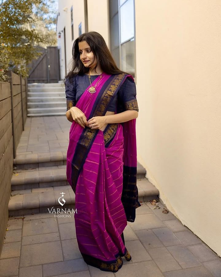 Pink With Blue Velthari Sungudi Cotton Saree
