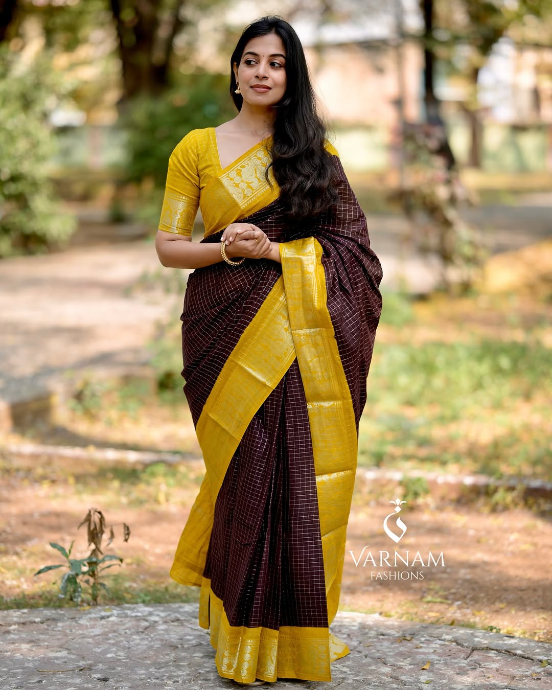 Brown With Mustard Silver Zari Kattam Sungudi Cotton Saree
