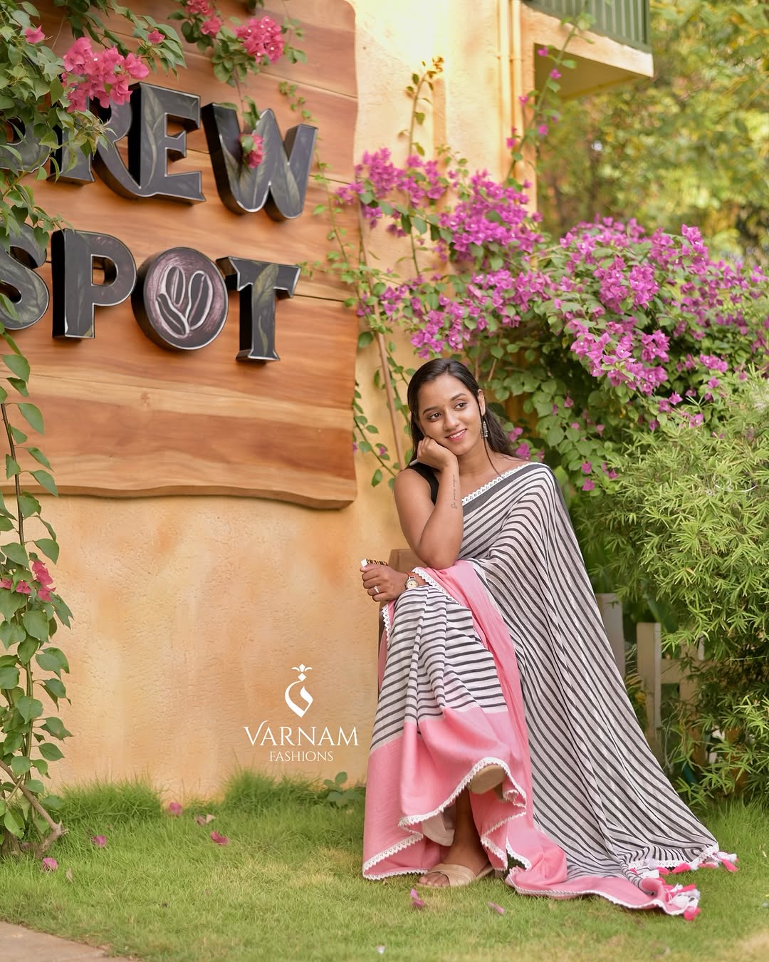 Pink Border Stripes Mul Cotton Saree