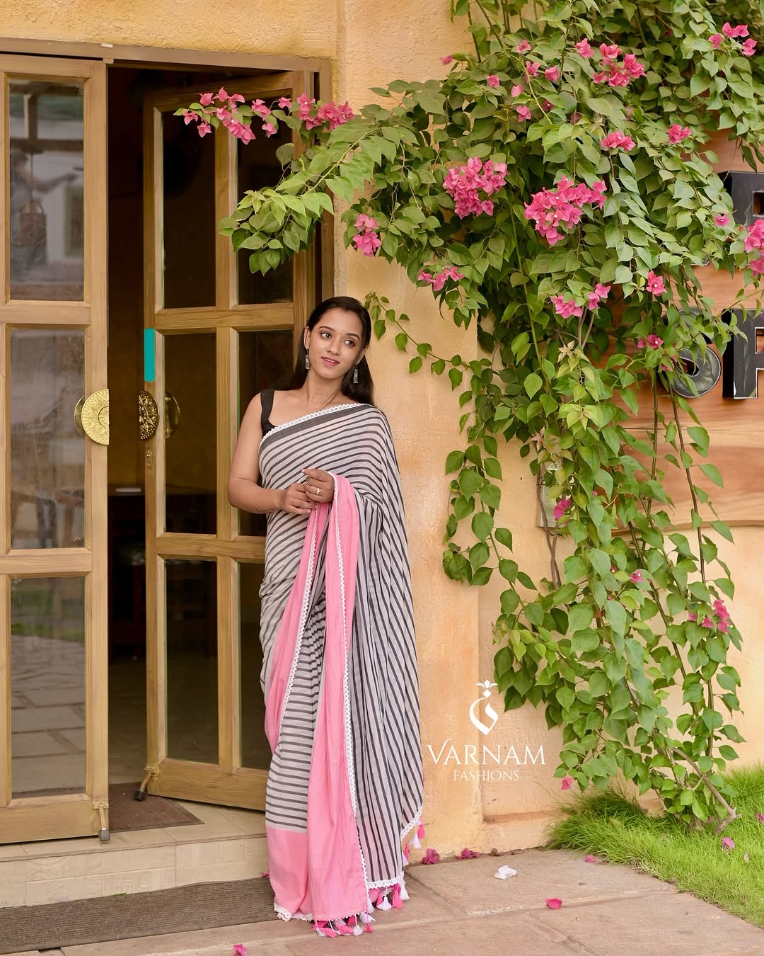 Pink Border Stripes Mul Cotton Saree