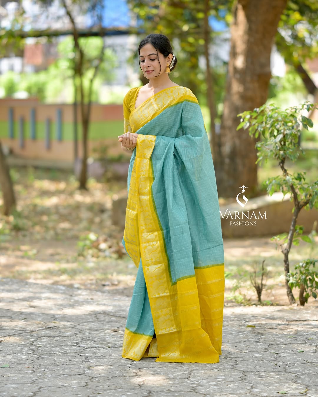 Seagreen With Mustard Silver Zari Kattam Sungudi Cotton Saree