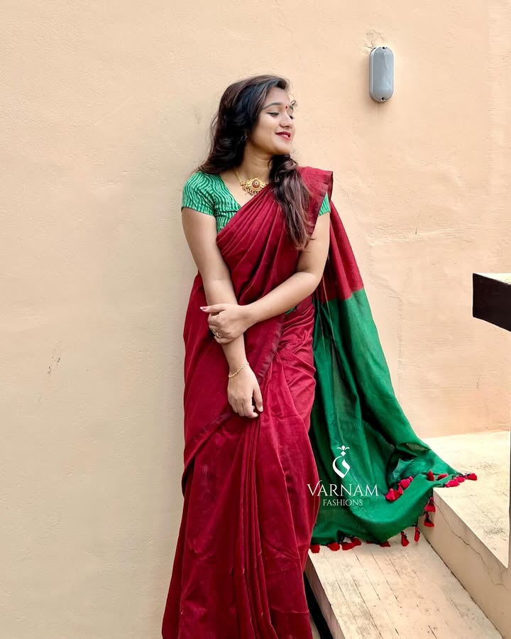 Red With Green Khadi Cotton Saree