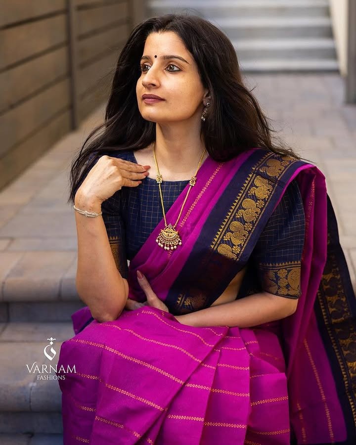 Pink With Blue Velthari Sungudi Cotton Saree