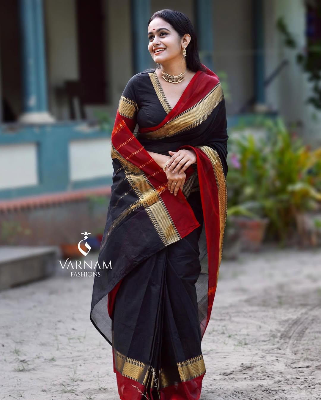 Black with Red Double Border Kanchi Cotton Saree