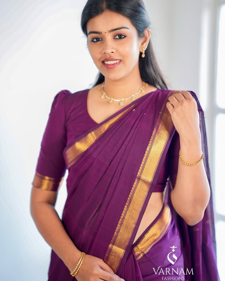 Purple With Small Zari Border Kanchi Cotton Saree