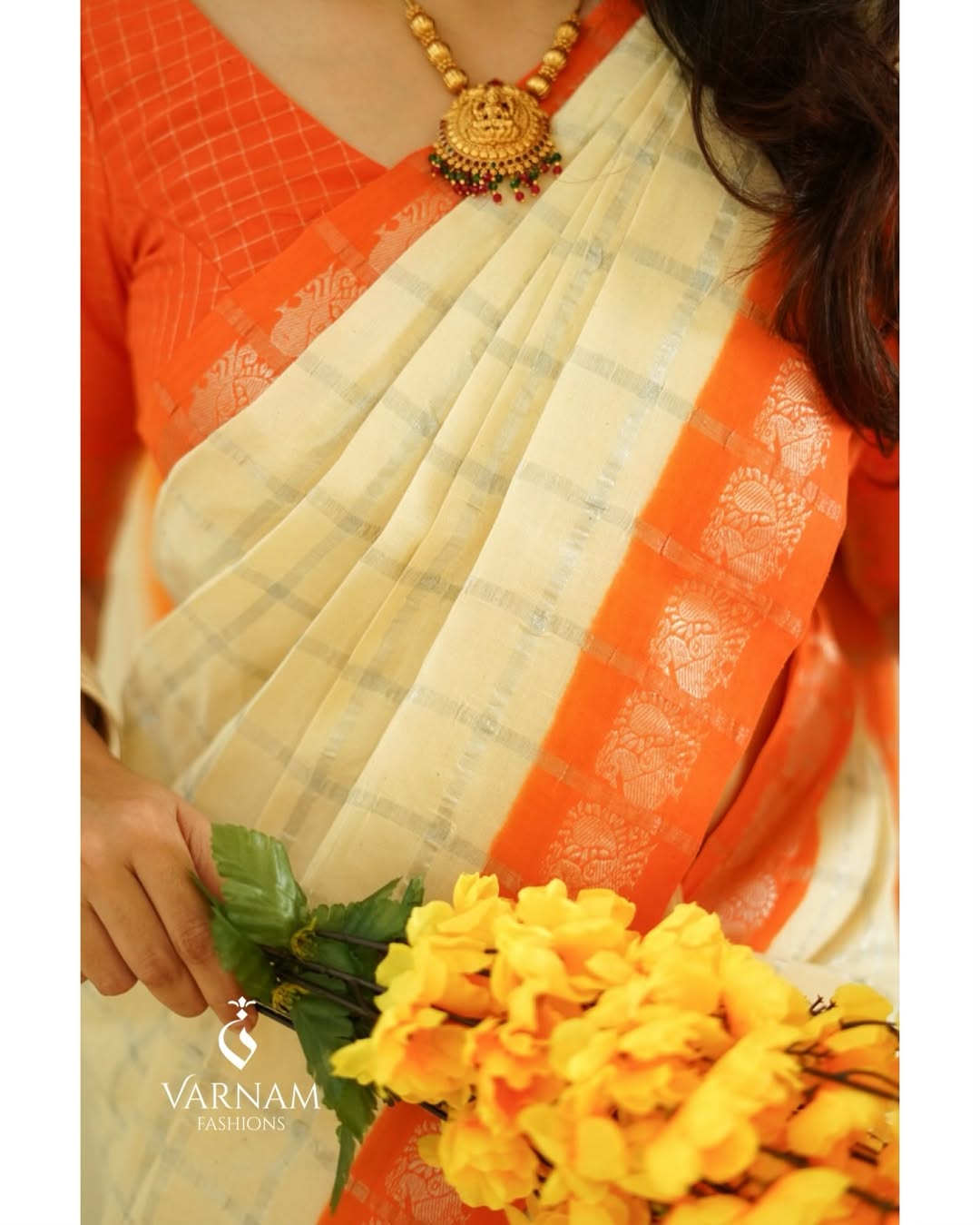 Cream With Orange Silver Pavithra Kattam Sungudi Cotton Saree
