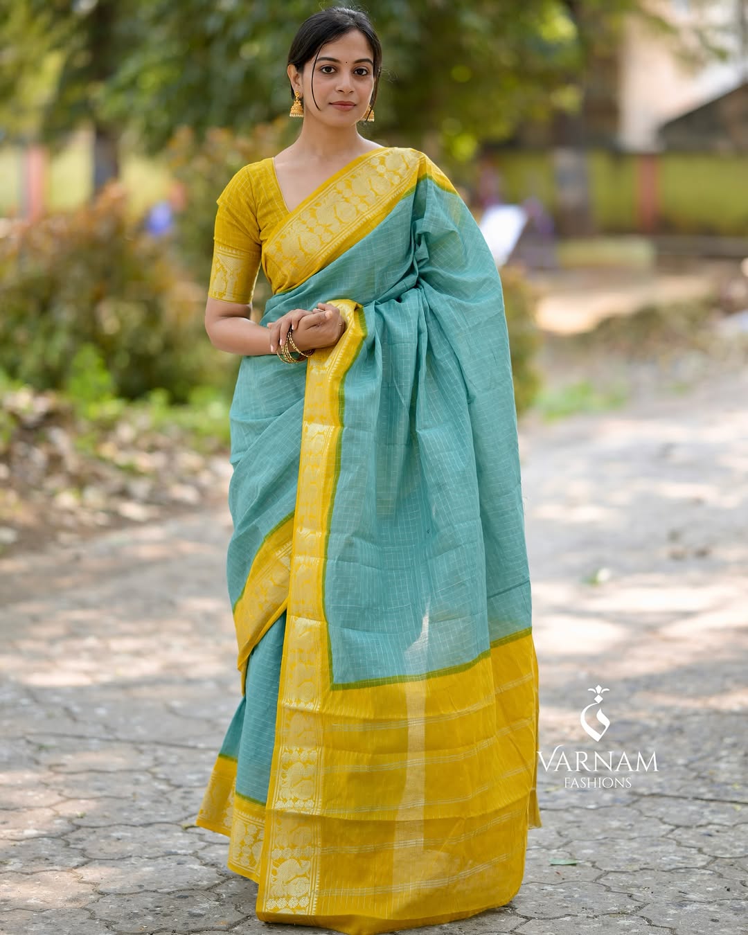 Seagreen With Mustard Silver Zari Kattam Sungudi Cotton Saree