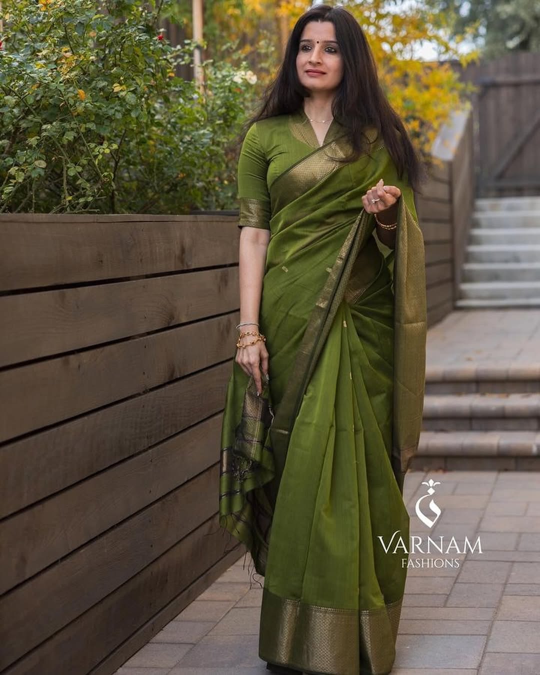 Green Maheshwari Silk Cotton Saree
