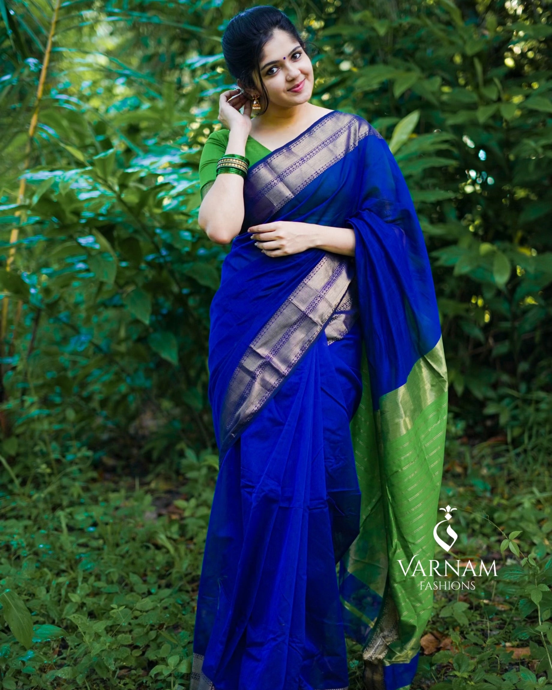 Blue and Green Maheshwari silk cotton saree