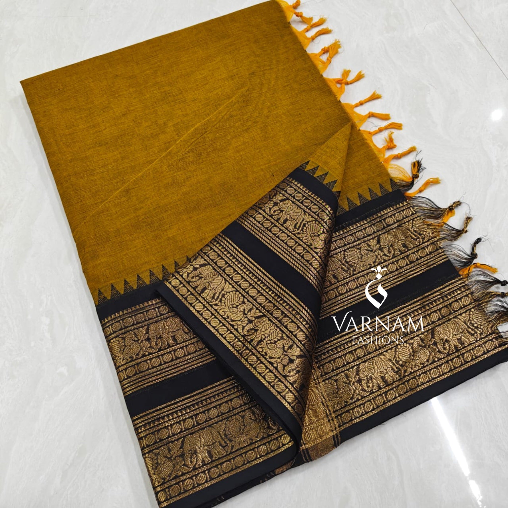 Plain Kanchi Cotton Double Border Sarees