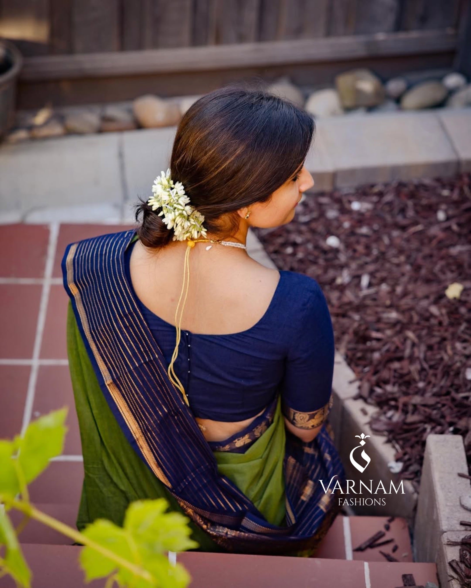 Green With Blue Vairaoosi Border Kanchi Cotton Saree