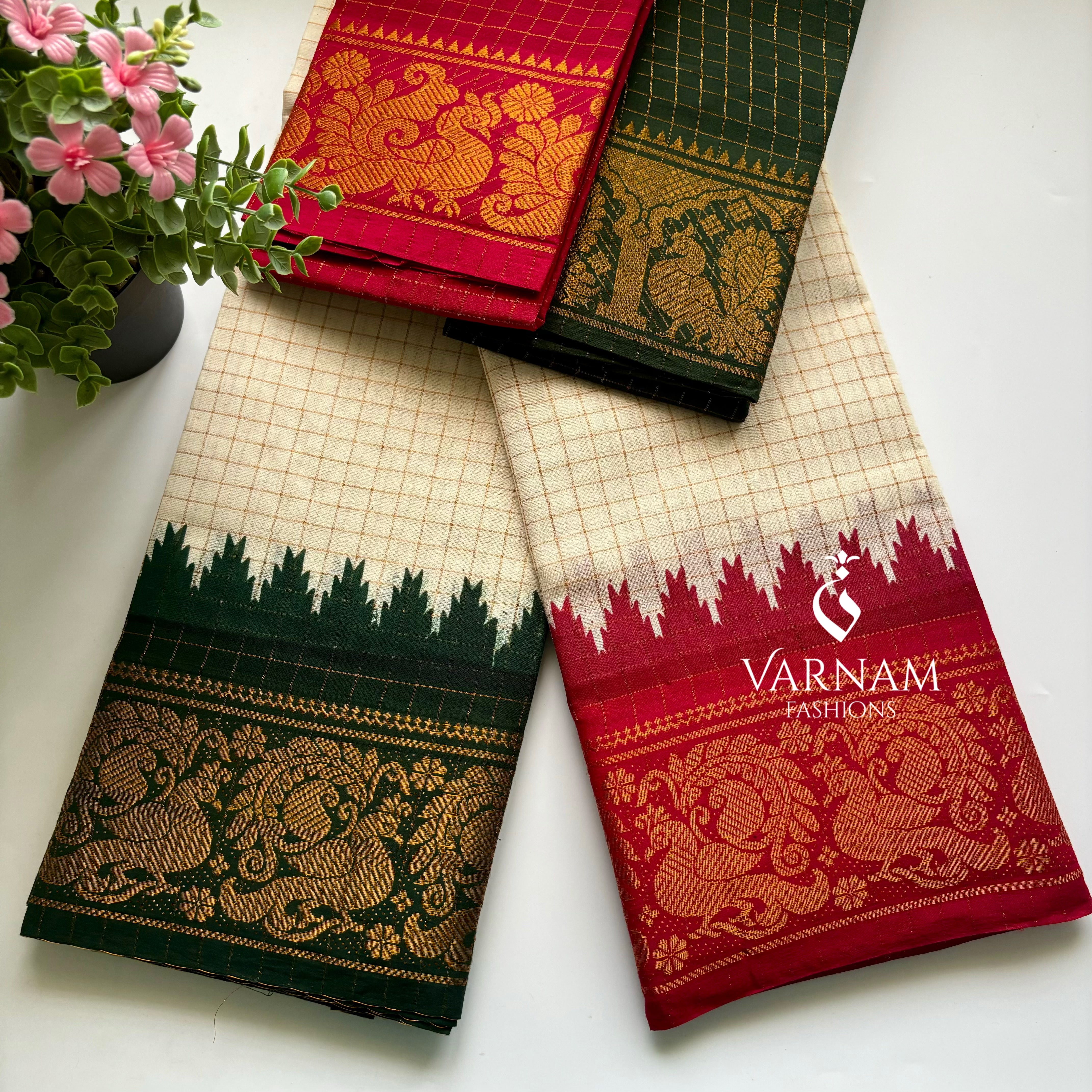 Half White Sungudi Cotton Saree With Red And Green Ganga Jamuna Border