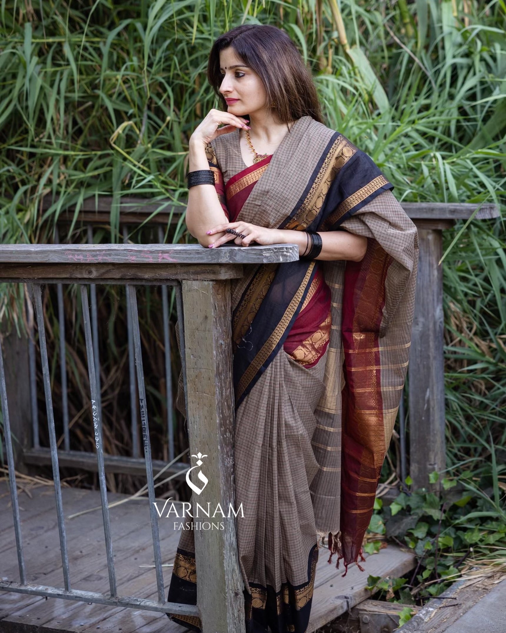 Grey Kanchi Cotton Ganga Jamuna Border