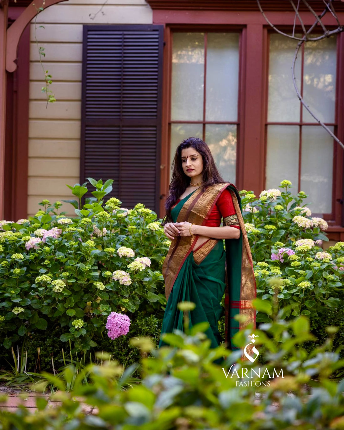Green With Red Double Border Sungudi Cotton Saree