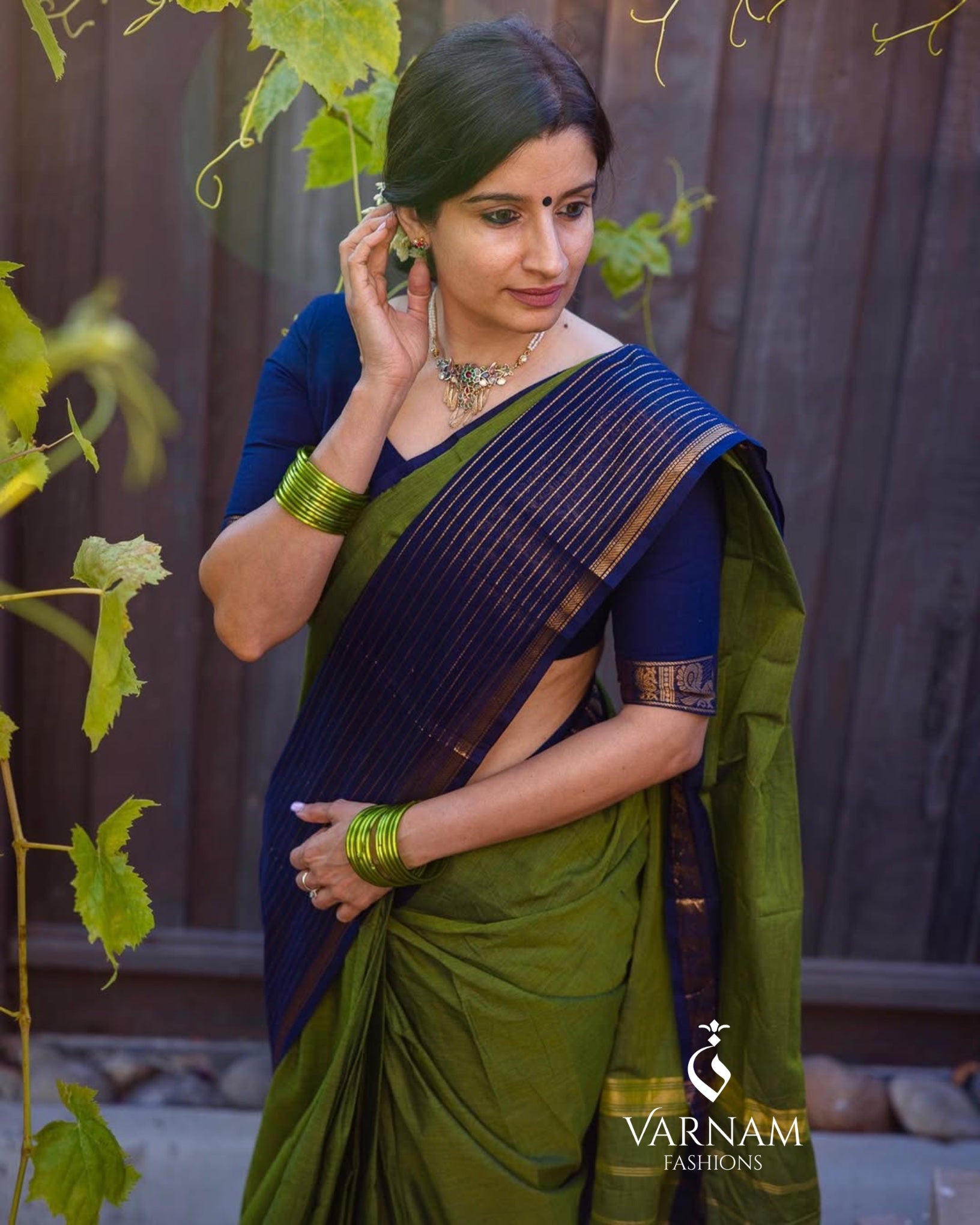 Green With Blue Vairaoosi Border Kanchi Cotton Saree