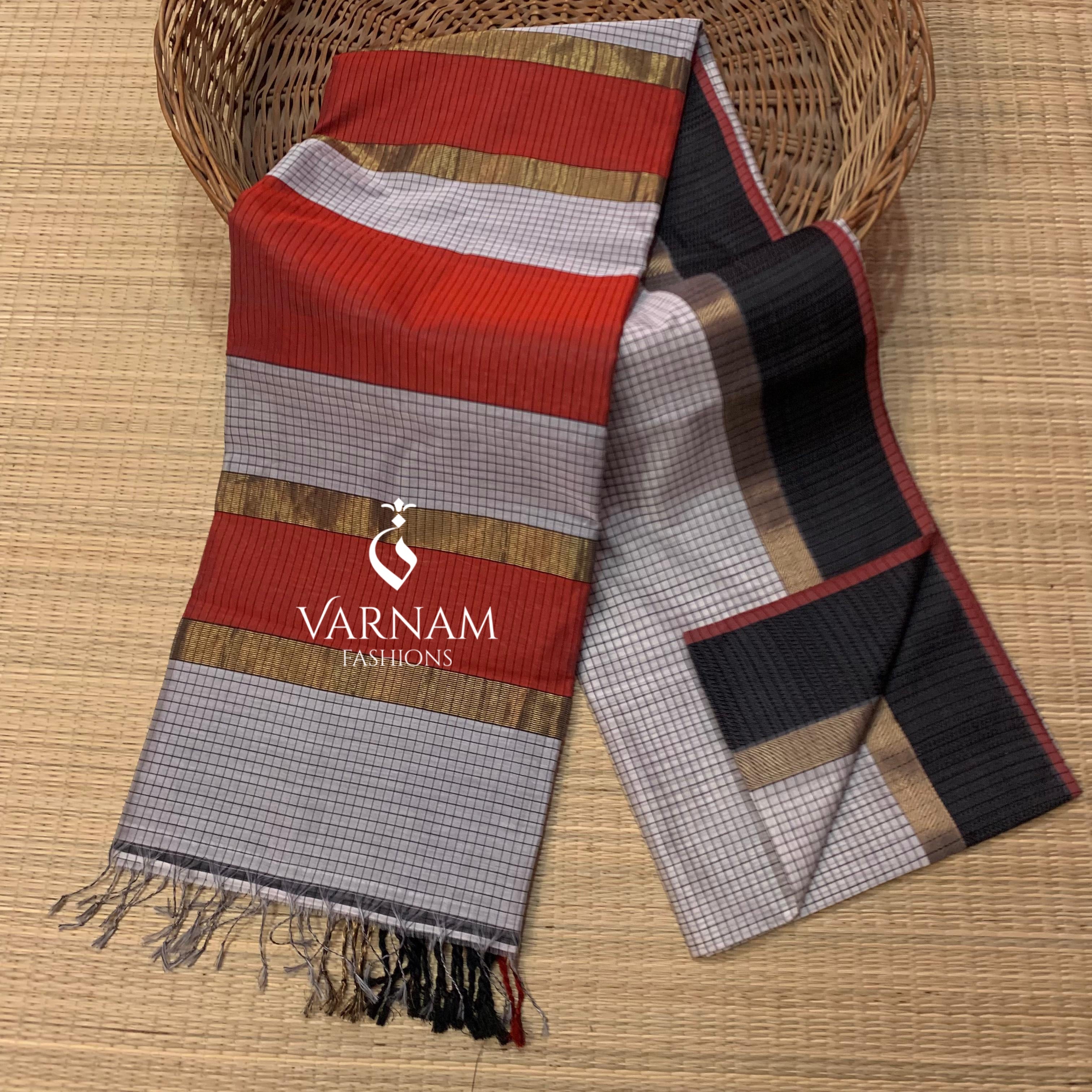 Offwhite With Black Border Checked Maheshwari Silk Cotton Saree