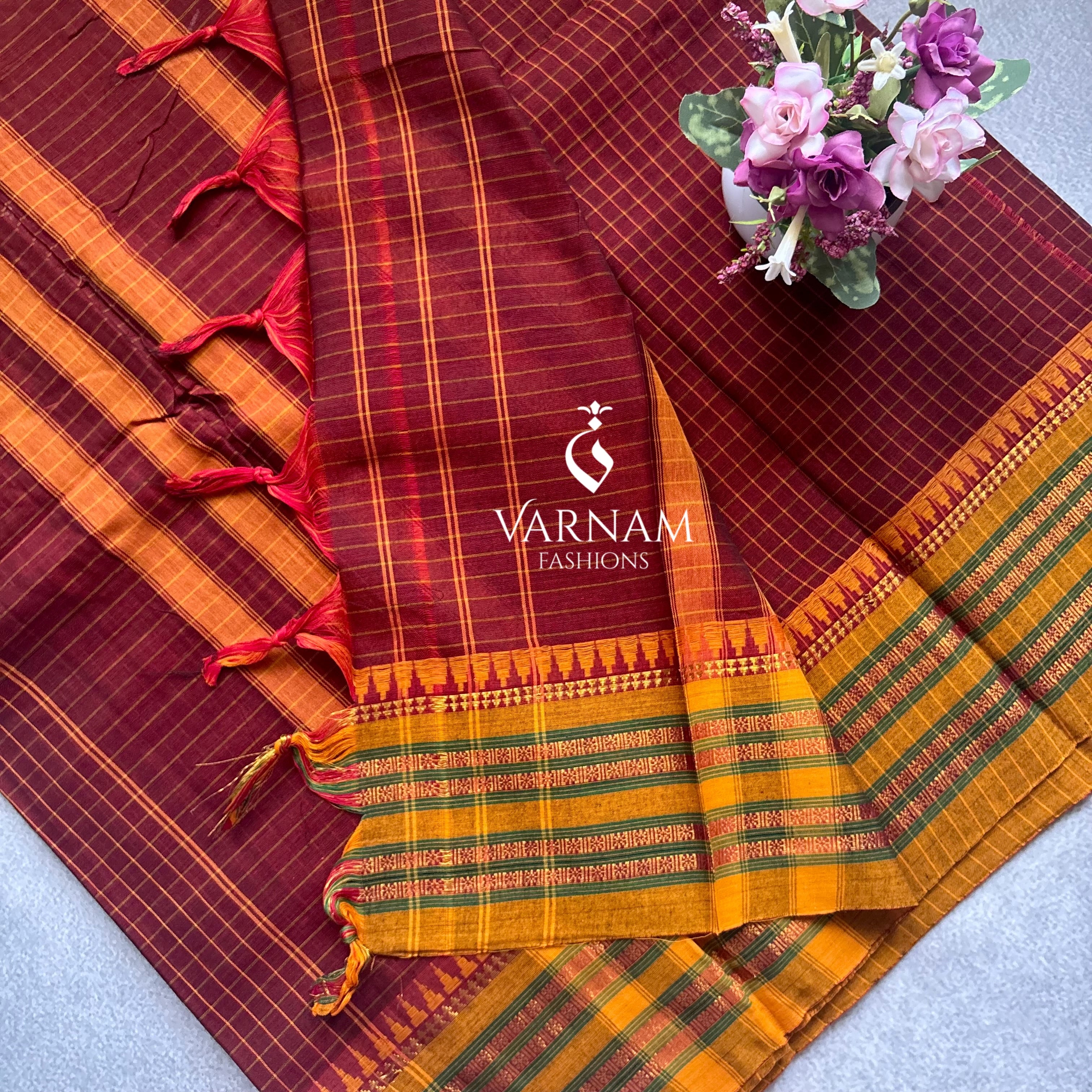 Narayanpet Cotton Saree With Checked Pattern