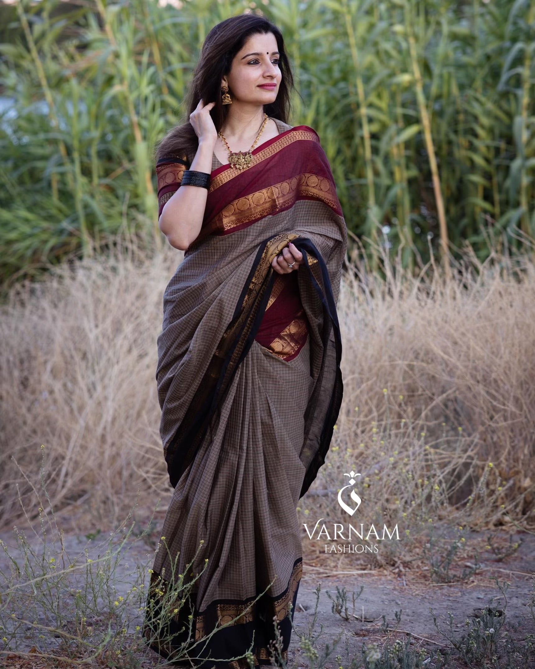 Grey Kanchi Cotton Ganga Jamuna Border