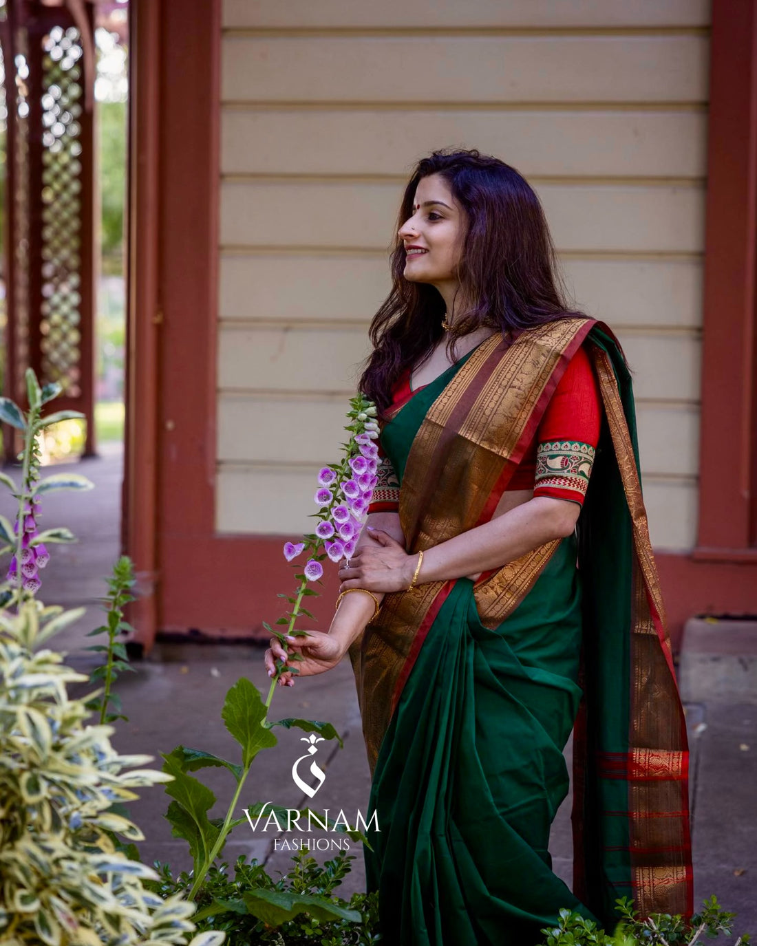 Green With Red Double Border Sungudi Cotton Saree