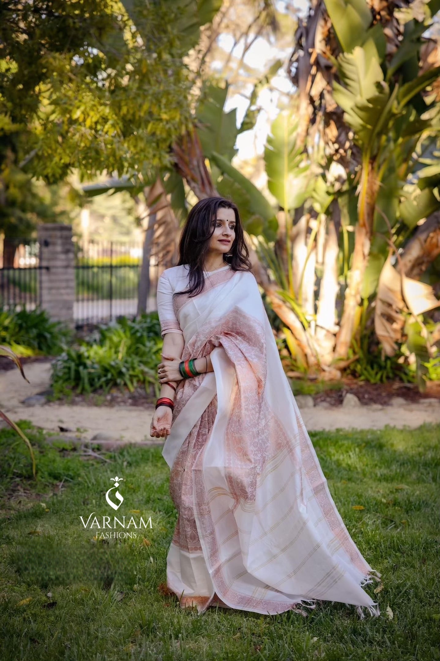 White Chinnalampattu Silk Saree