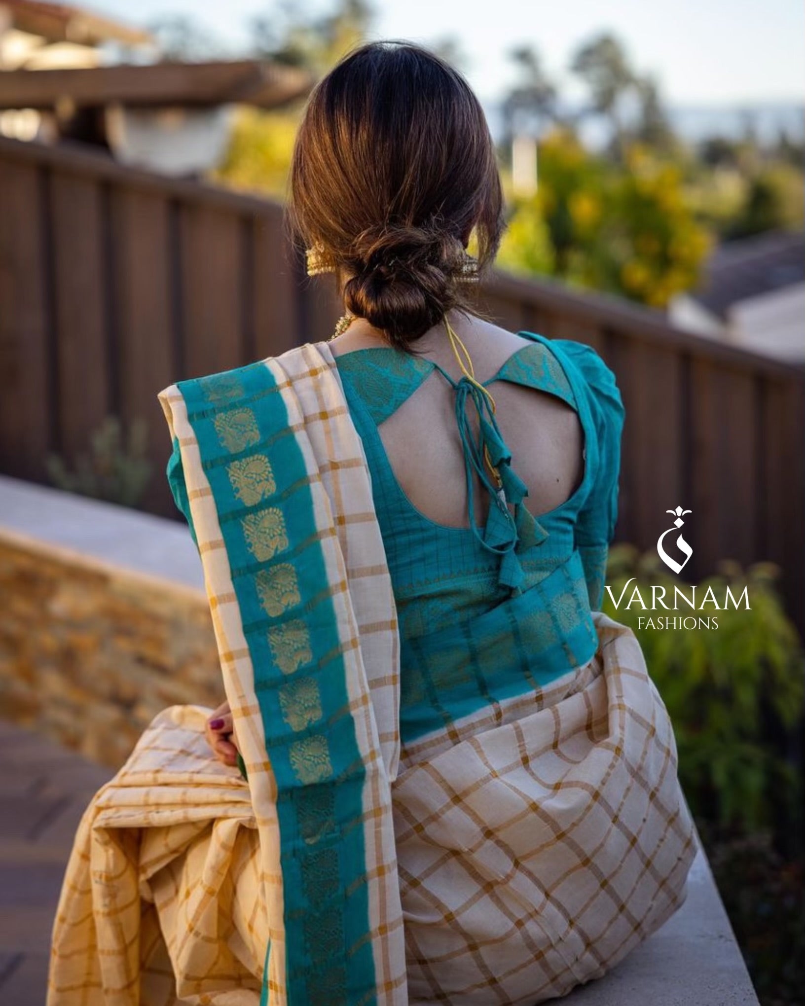 Cream With Ramagreen Pavithra Kattam Sungudi Cotton Saree
