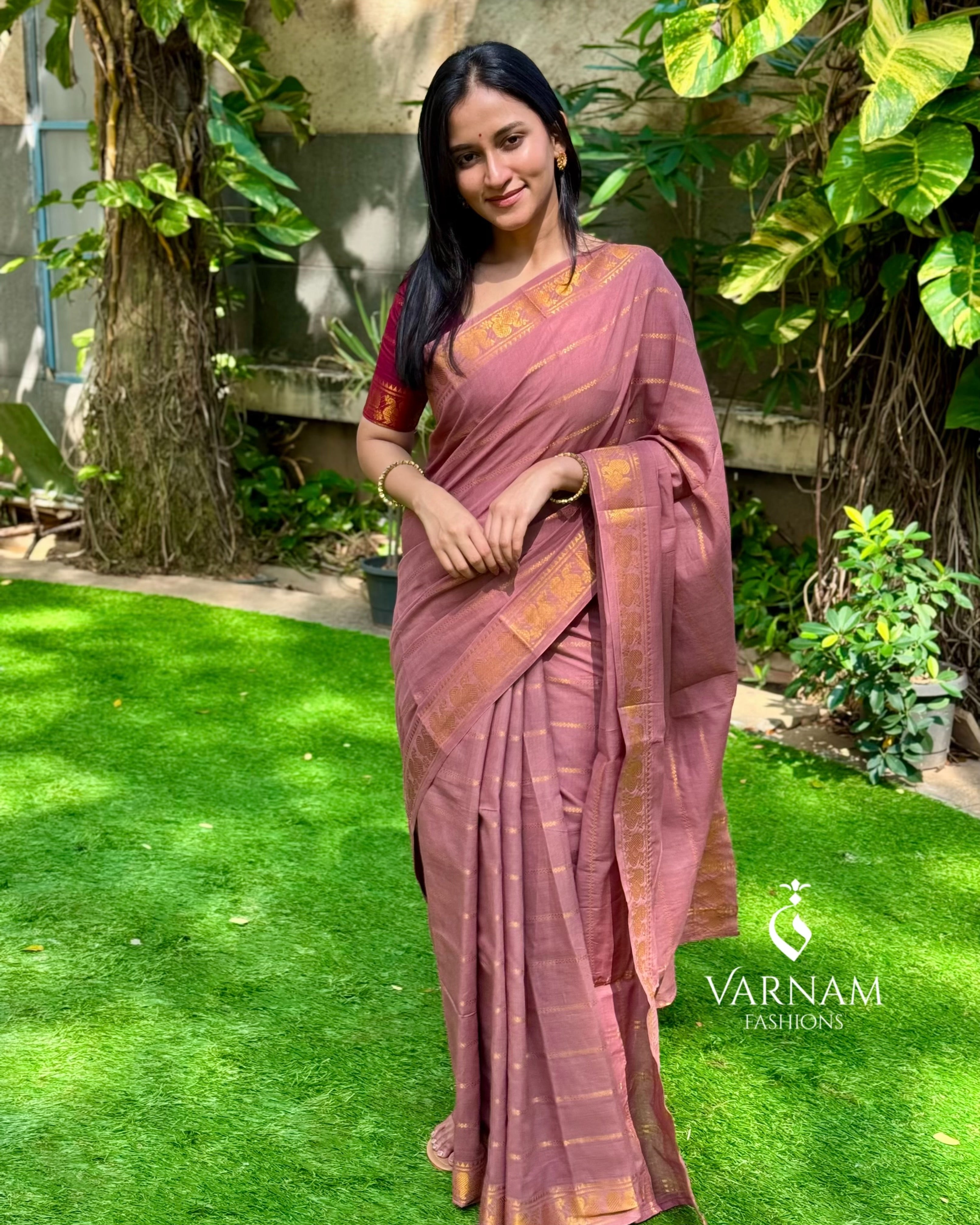 Brown Velthari Sungudi Cotton Saree