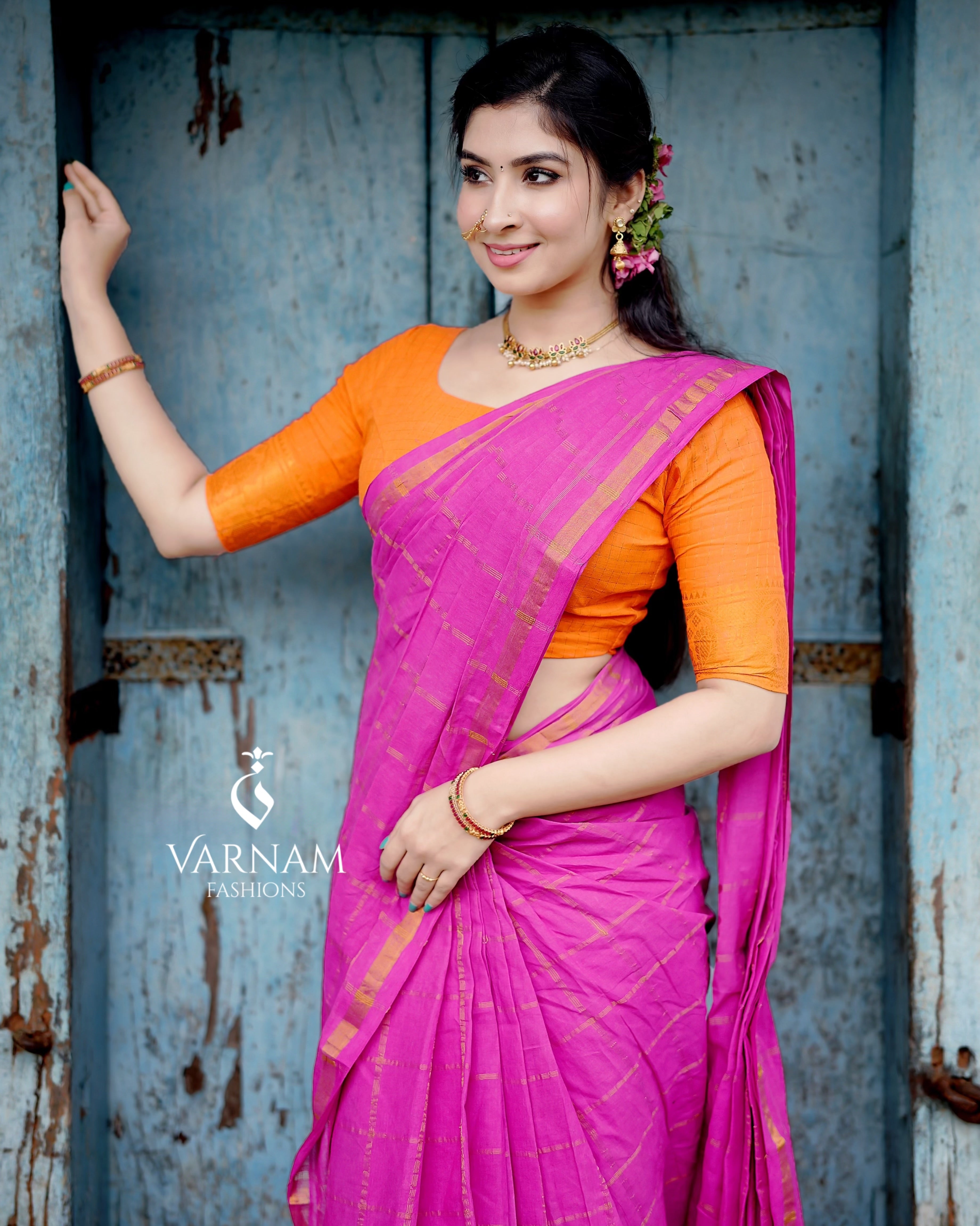 Pink Vanaja Kattam Sungudi Cotton Saree