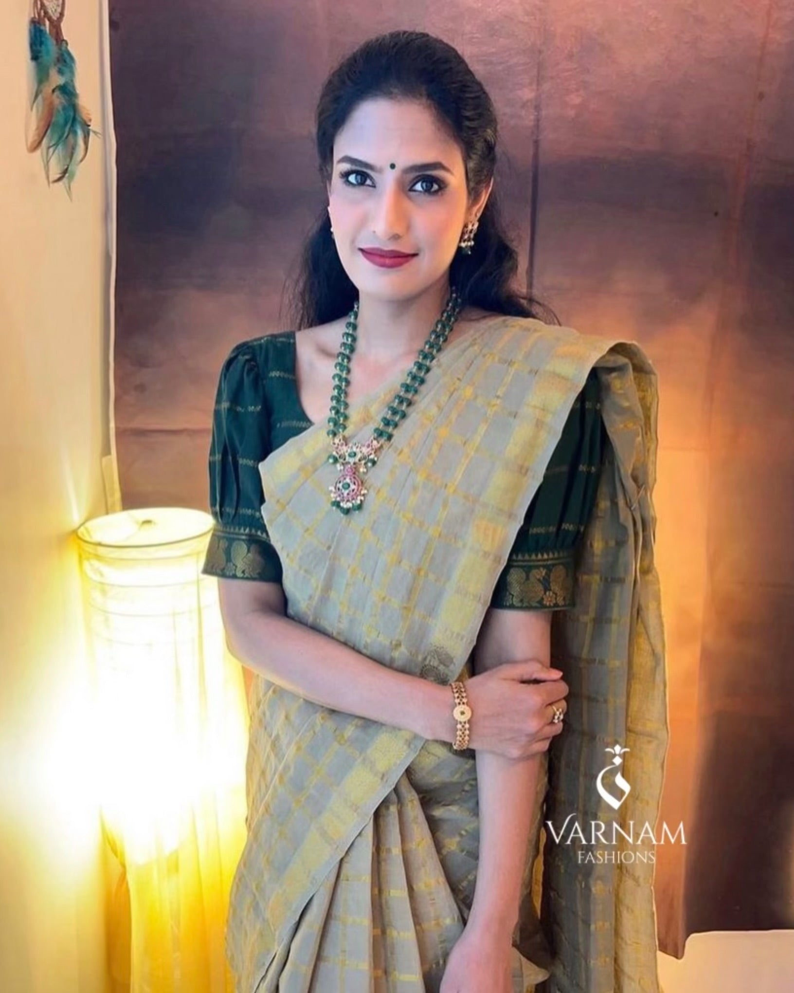 Olive Pavithra Kattam Sungudi Cotton Saree