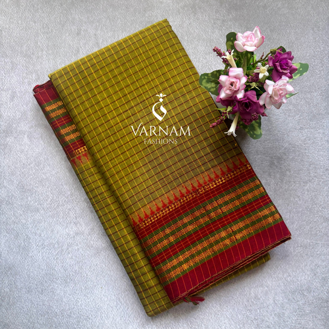 Narayanpet Cotton Saree With Checked Pattern